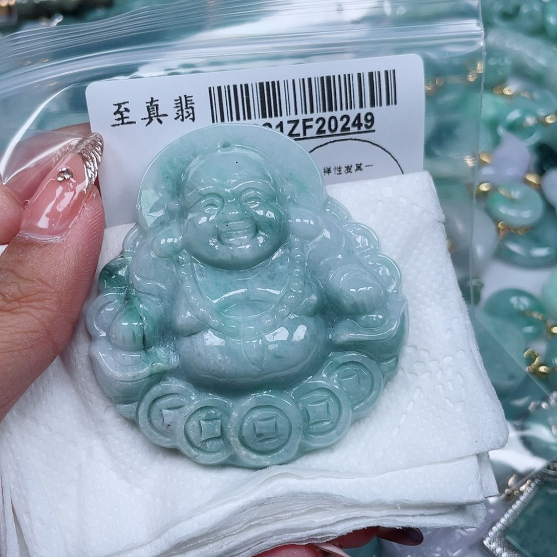 欧***阳翡翠未镶嵌吊坠(不含链)