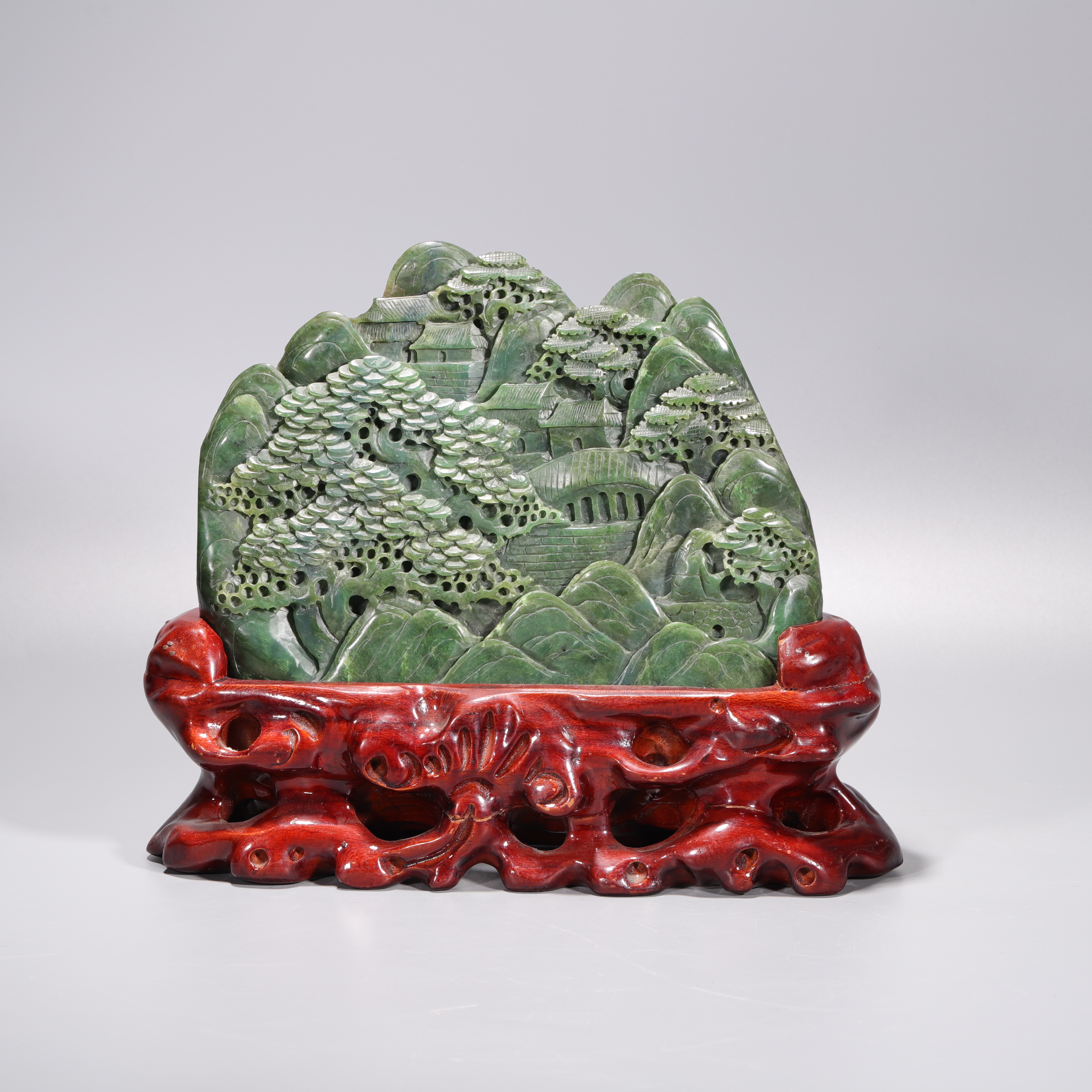 lot16   清代  碧玉山子摆件