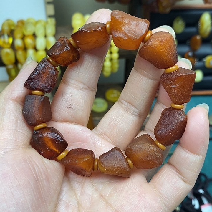 琥珀未镶嵌颈饰手串