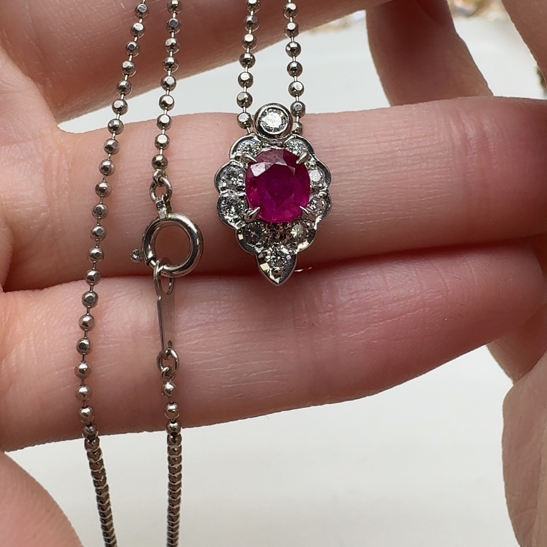 红宝石未镶嵌颈饰