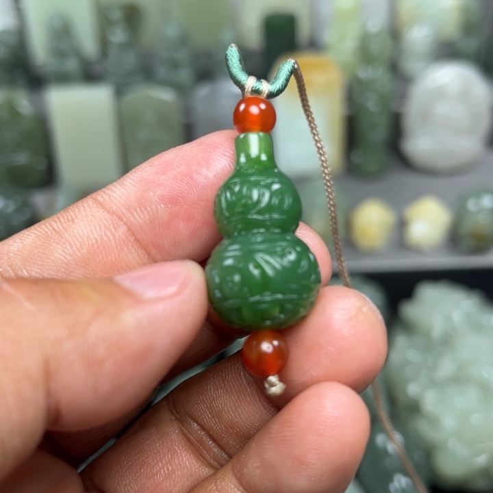 和田玉挂件未镶嵌