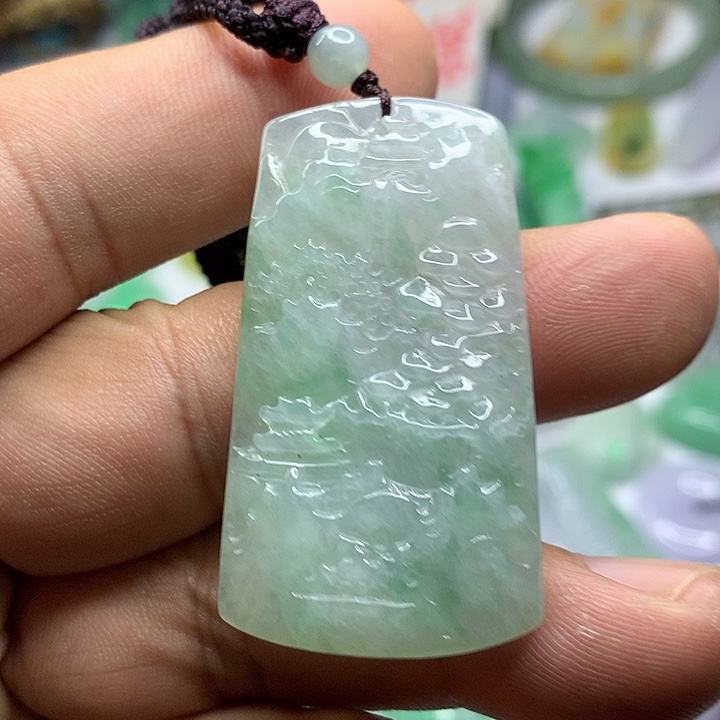 吊坠(赠链)未镶嵌翡翠
