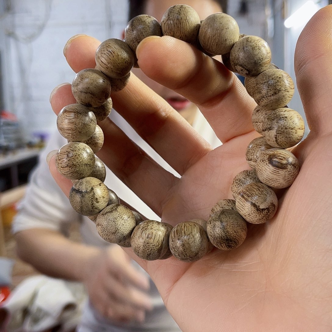 沉香手串菩萨棋圆珠单圈1.3/12克多样性发一