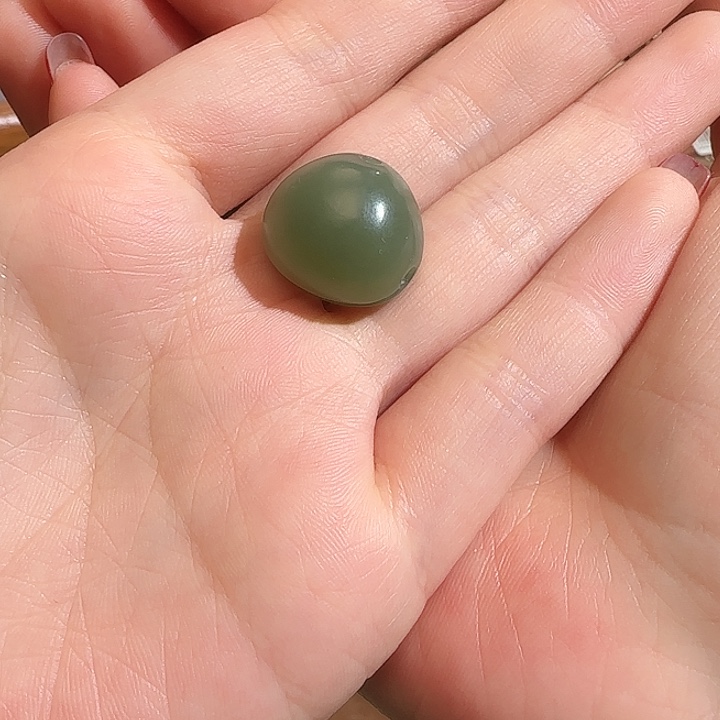 和田玉珠子未镶嵌?****?