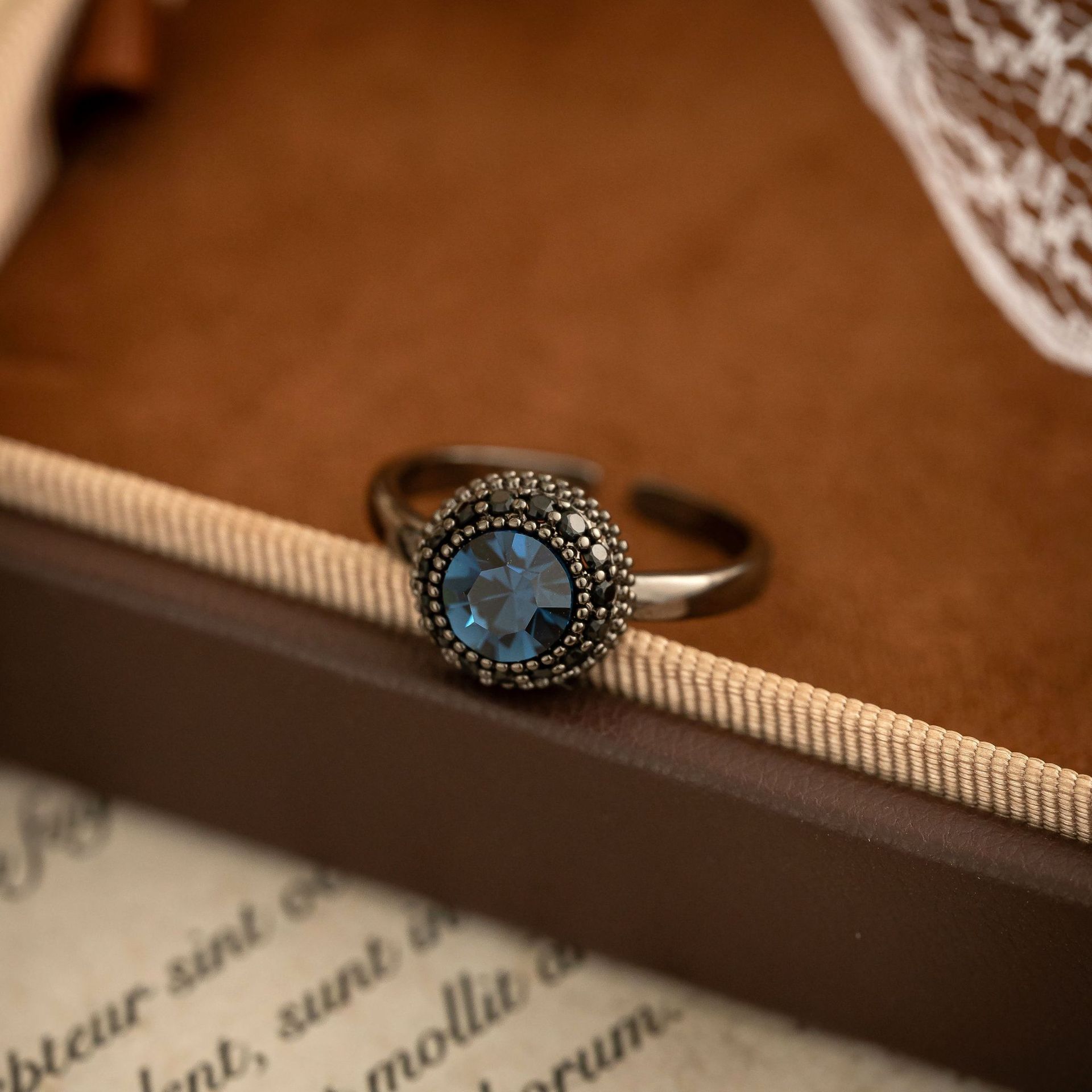 铜合金戒指 青墨幽兰蓝水晶古风轻奢风设计高级感小众复古精致感