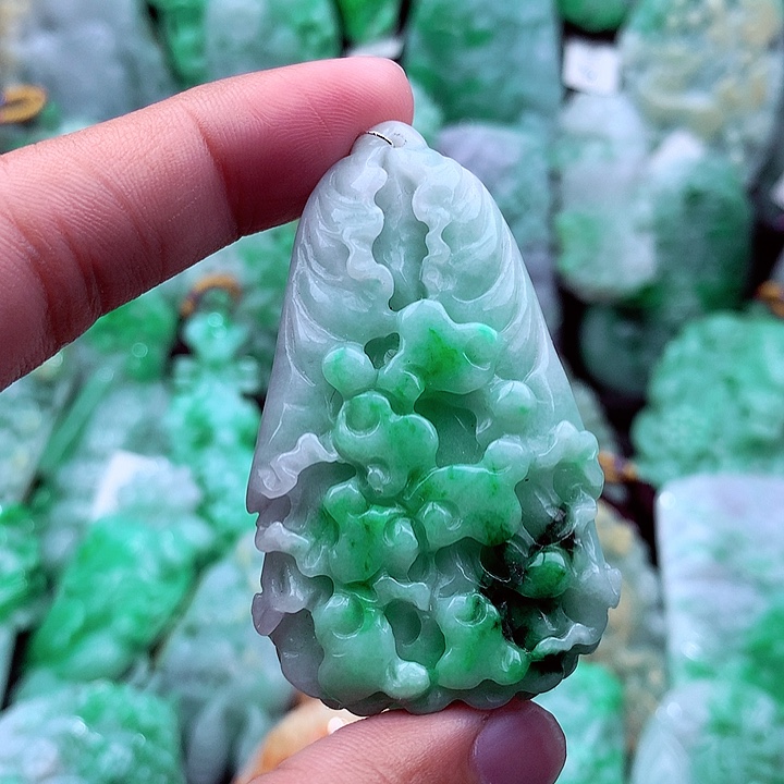 翡翠吊坠(不含链)未镶嵌