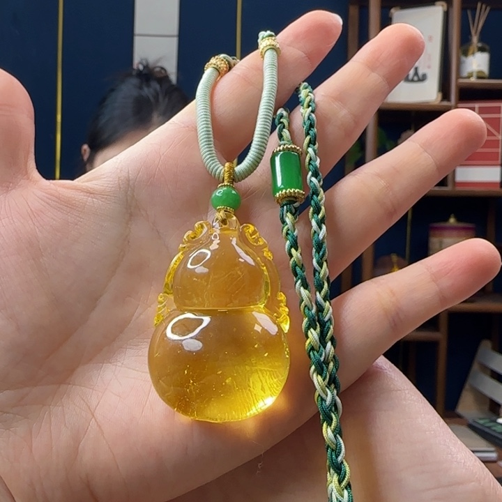 蜜蜡吊坠(赠链)未镶嵌