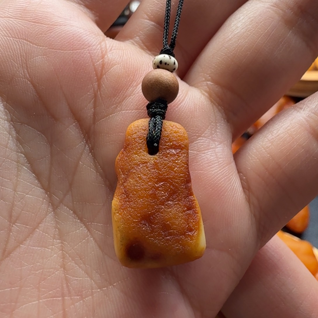 琥珀裸石未镶嵌海漂手机挂
