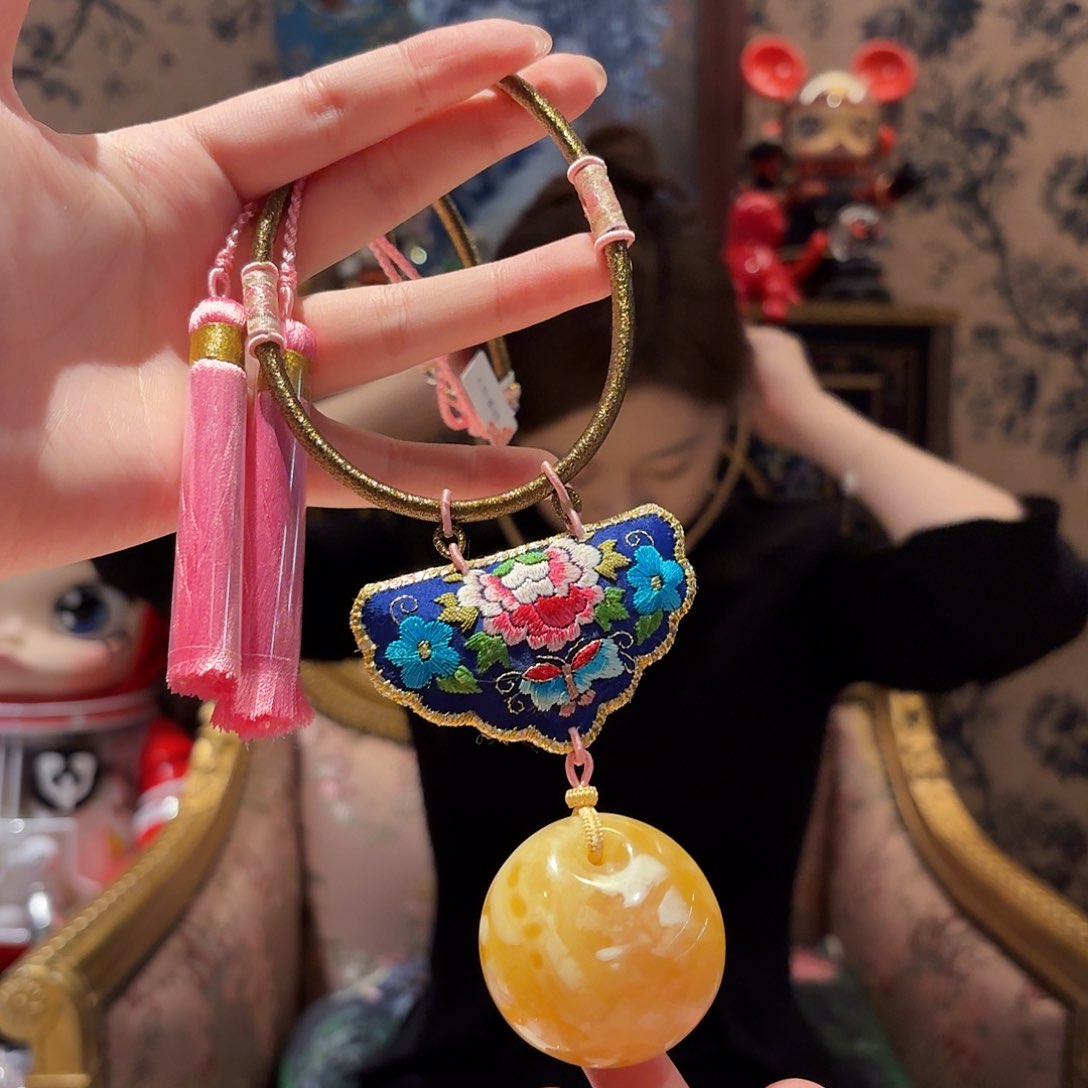 蜜蜡颈饰未镶嵌颈饰