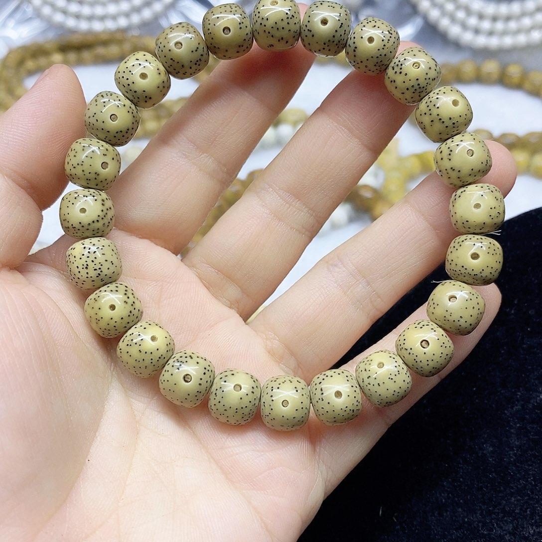 星月菩提吊坠9.10星月菩提