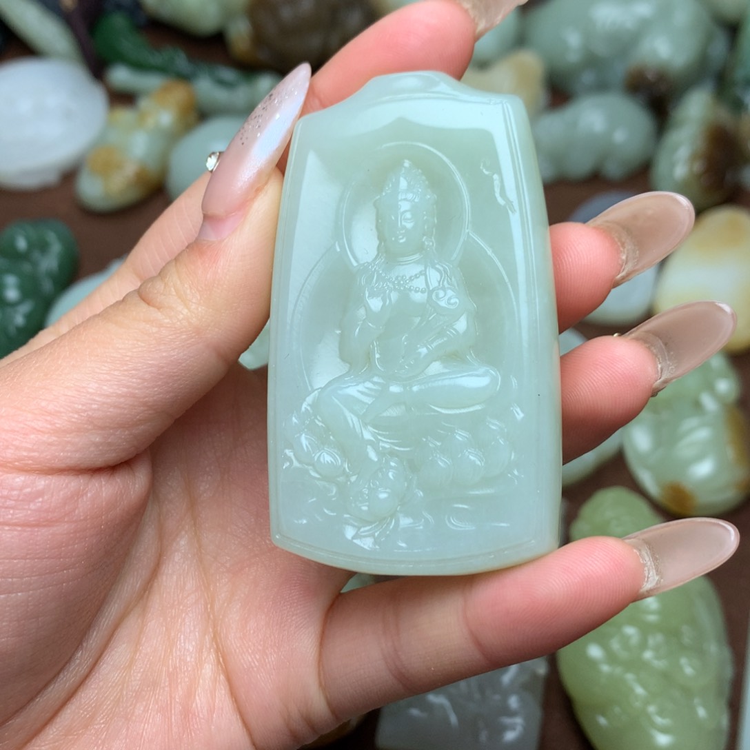 和田玉挂件未镶嵌老****评