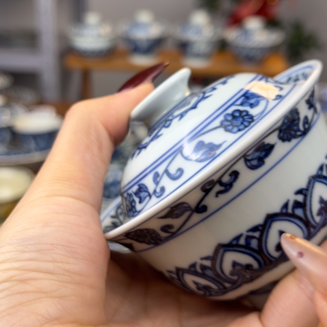 刺***子段泥微瑕盖碗宝相