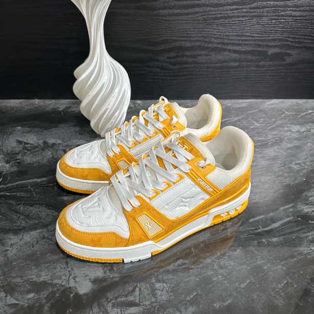99新 LouisVuitton/路易威登 40码/准新 黄白牛仔Trainer板鞋