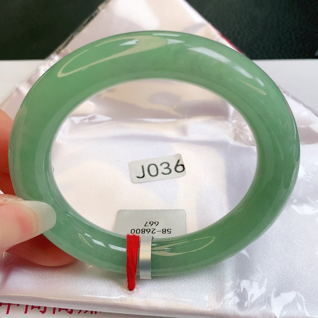 【闪购商品】翡翠手镯未镶嵌缅甸天然a货翡翠