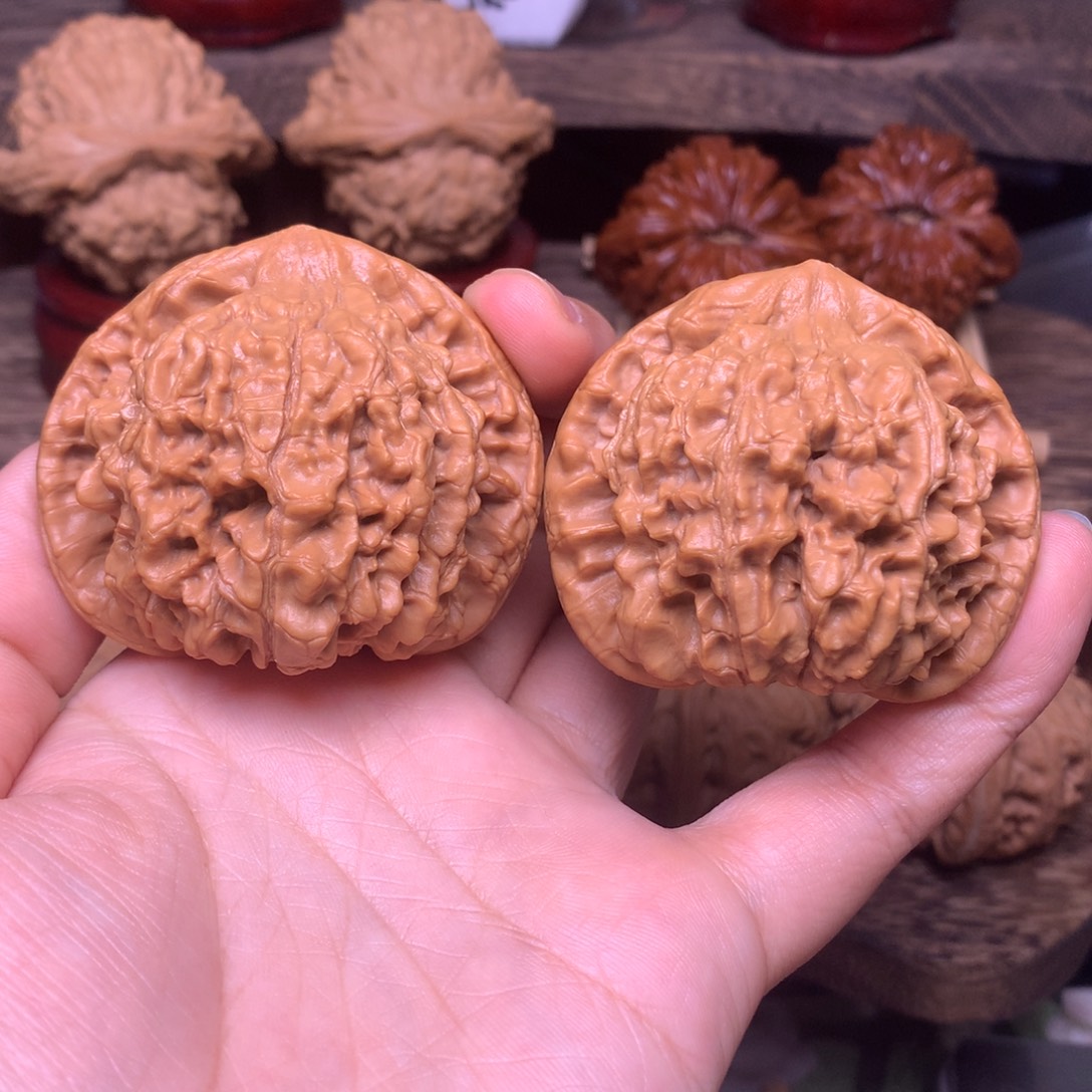 文玩核桃吊坠52官帽全品