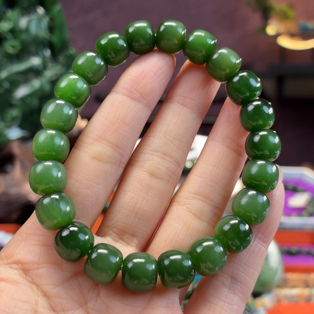 晴***℃和田玉（碧玉）未镶嵌手串