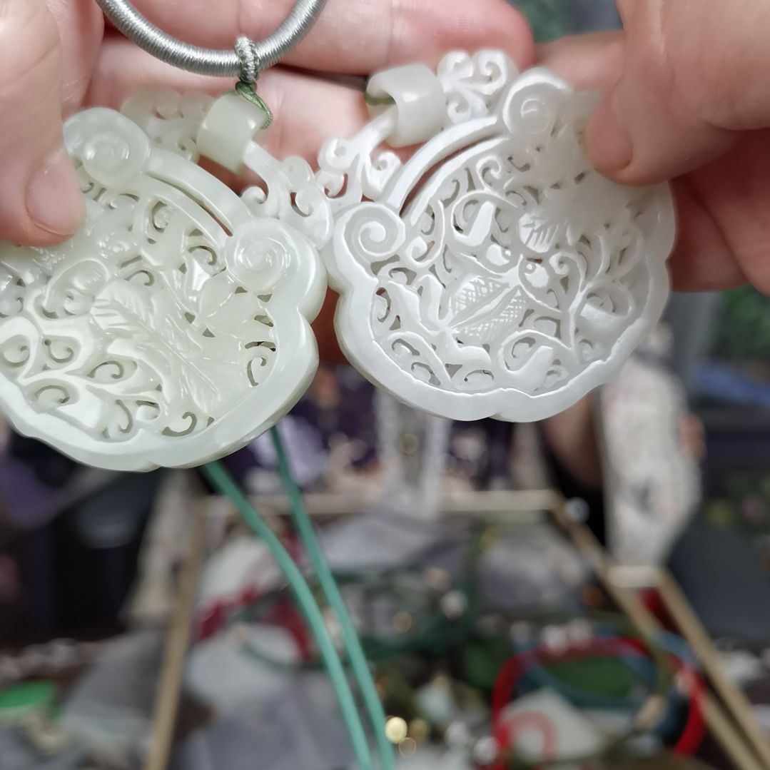 和田玉颈饰未镶嵌多样性发货其一