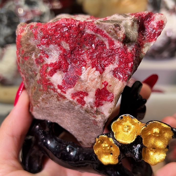 天然辰砂天然朱砂原石摆件