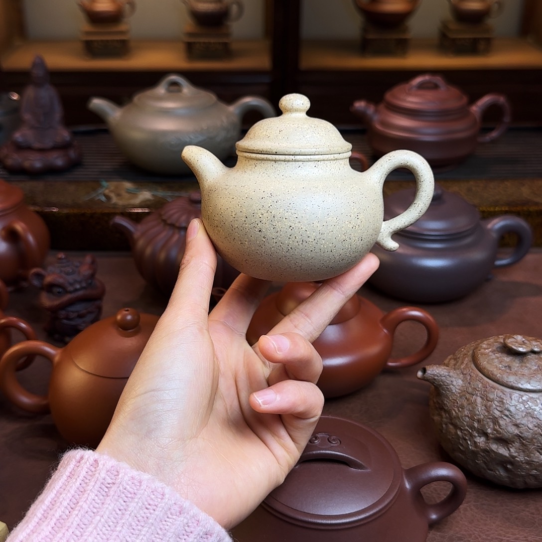 茶壶紫砂莲子壶，本绿