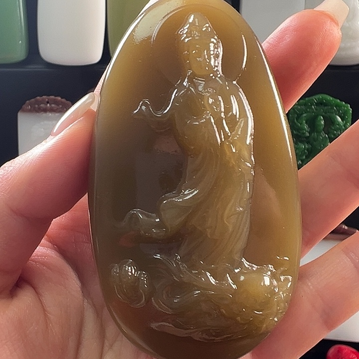 和田玉未镶嵌颈饰