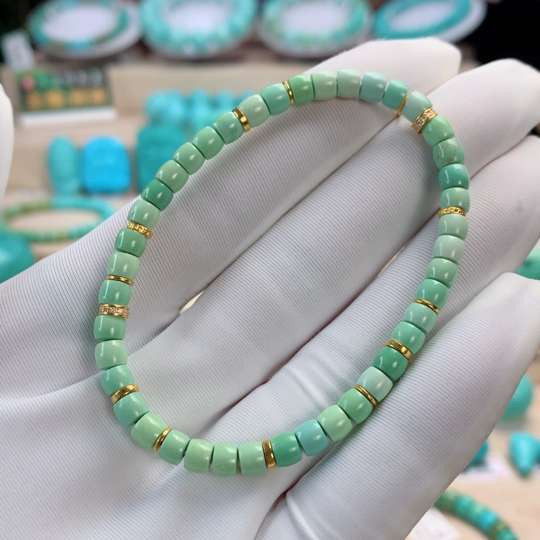 绿松石挂件足金镶嵌