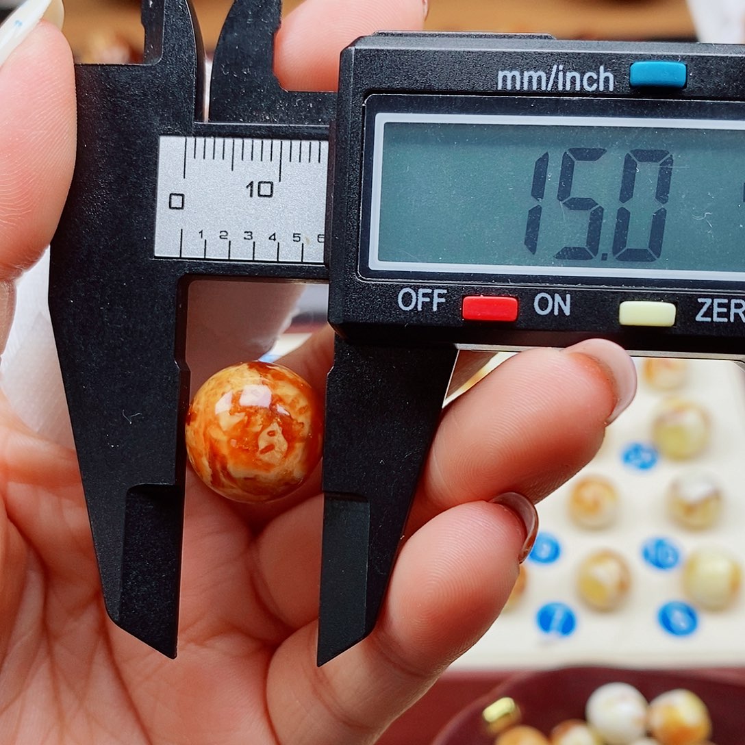 琥珀未镶嵌裸石蜜蜡