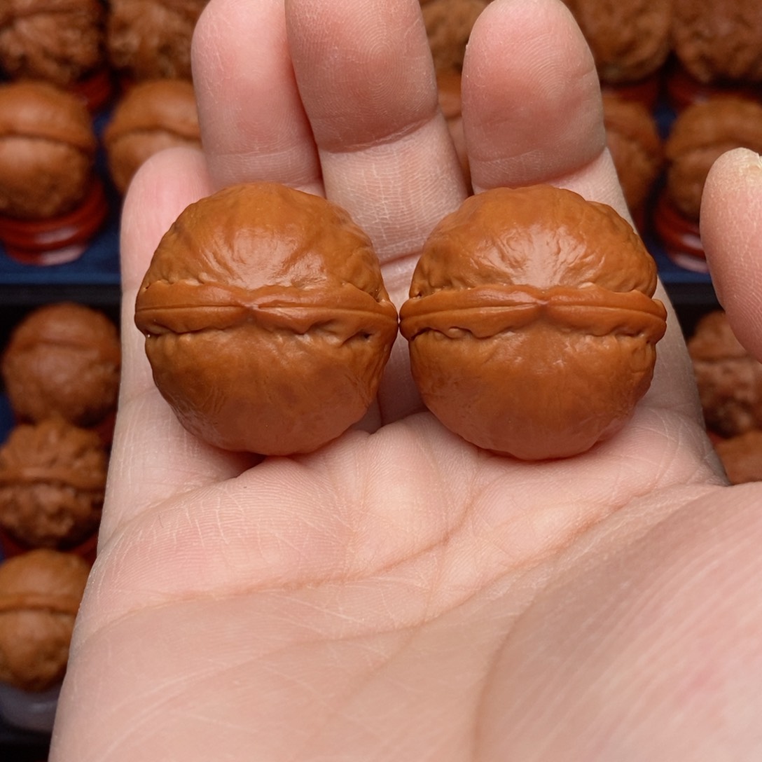 把件文玩核桃臻*.手捻一至尊宝