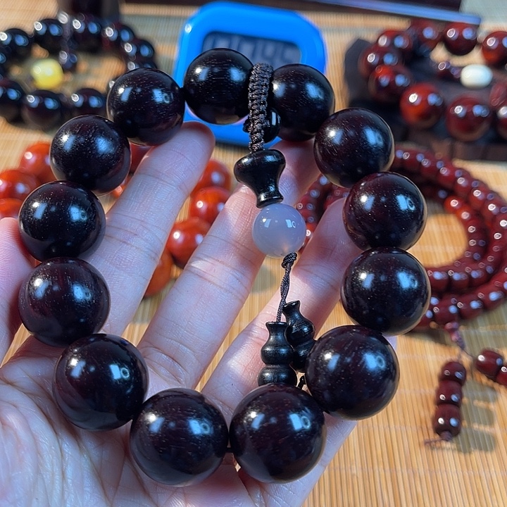 郭***安木小叶紫檀手工艺