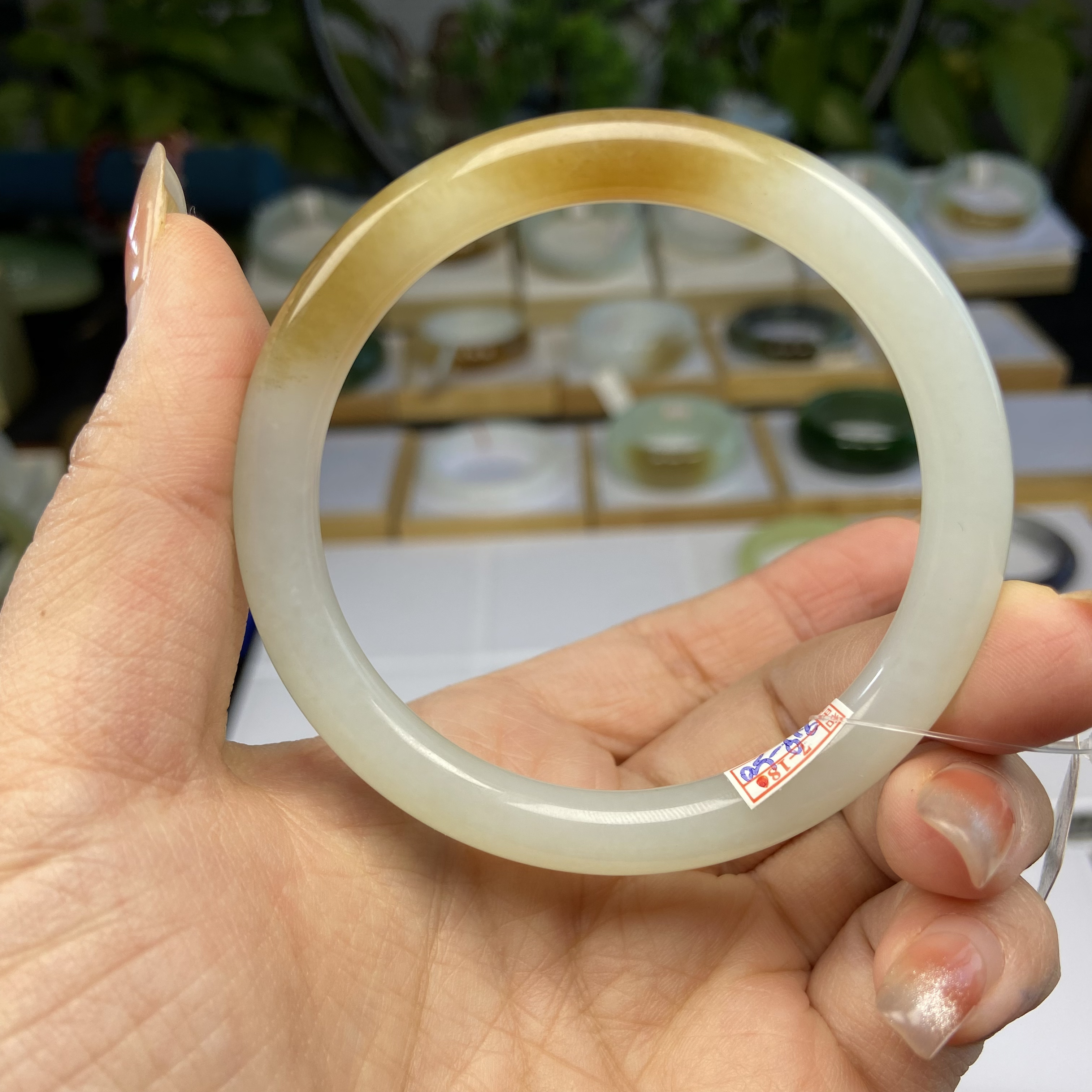 天然和田玉糖白55美人条手镯