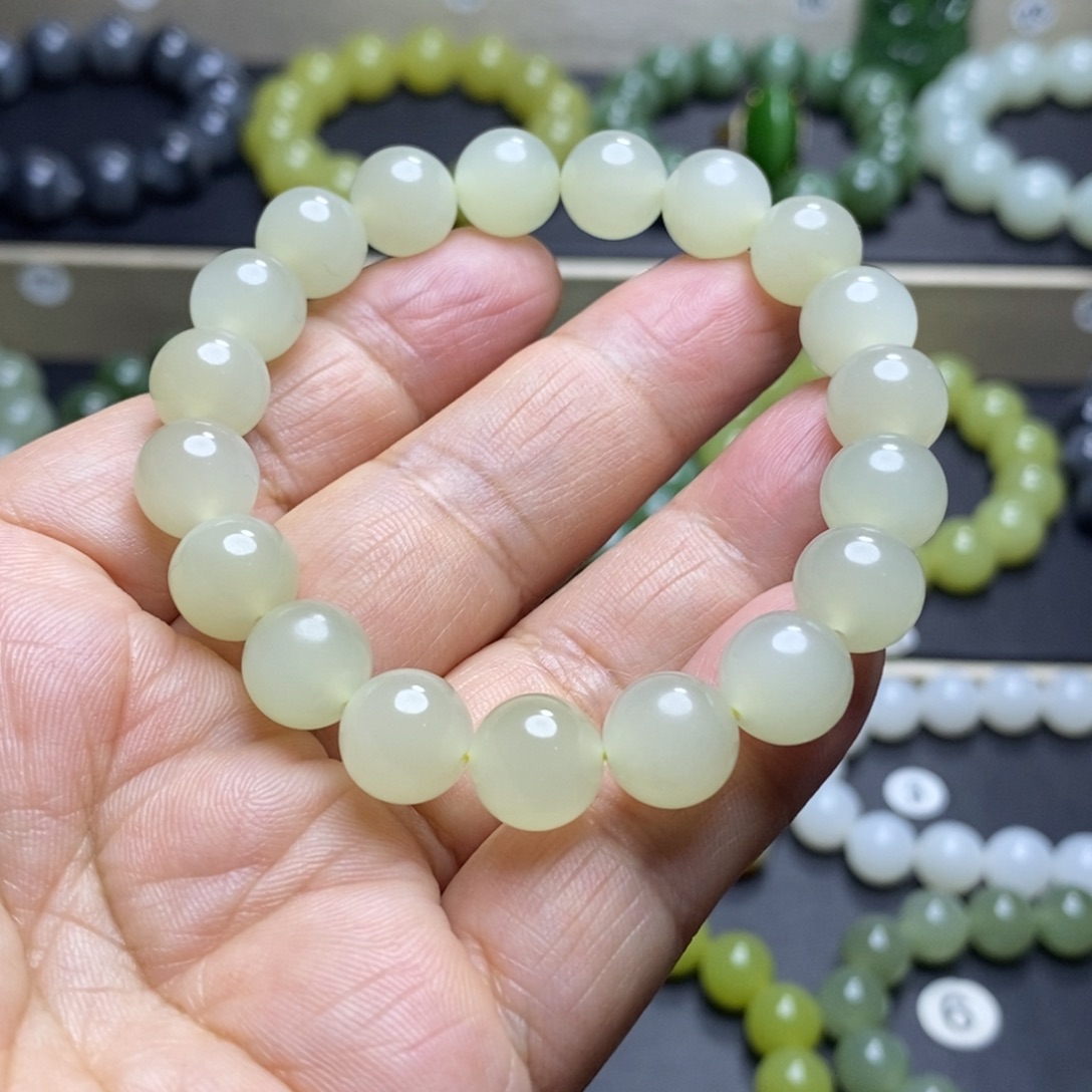 未镶嵌手串和田玉