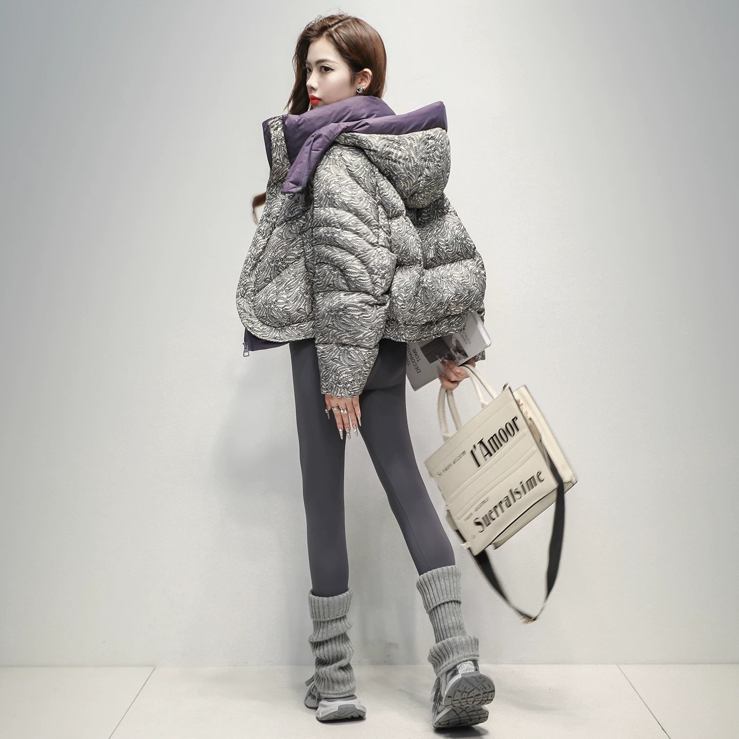 2025欧货撞色碎花连帽白鸭绒冬季保暖羽绒外套