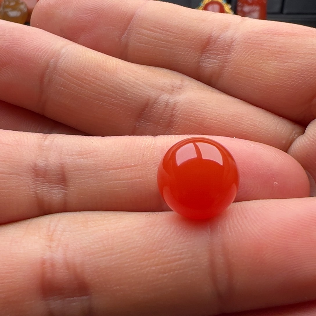 南红玛瑙圆珠11.8皮裂未镶嵌