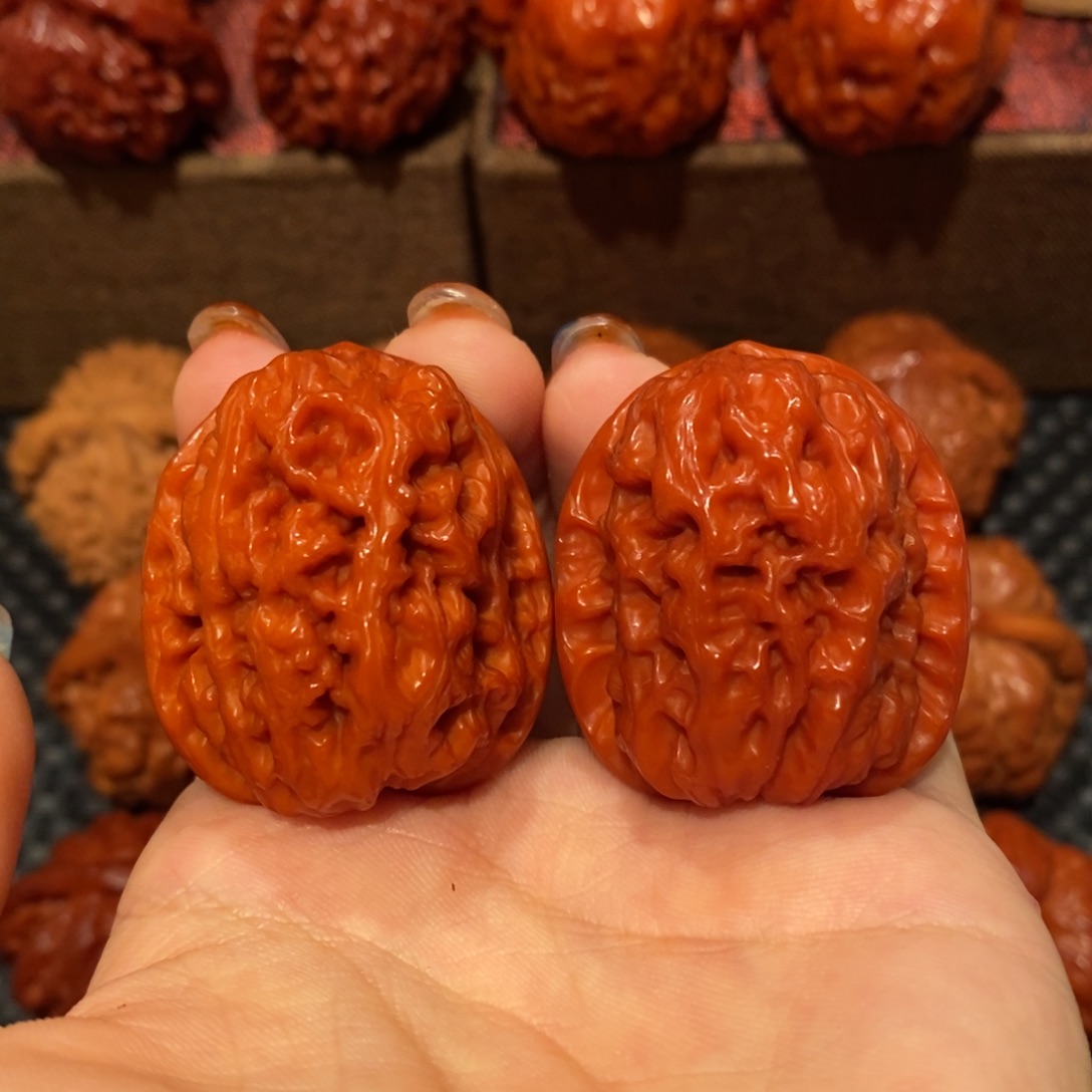 文玩核桃吊坠34玉化将军膀，0637