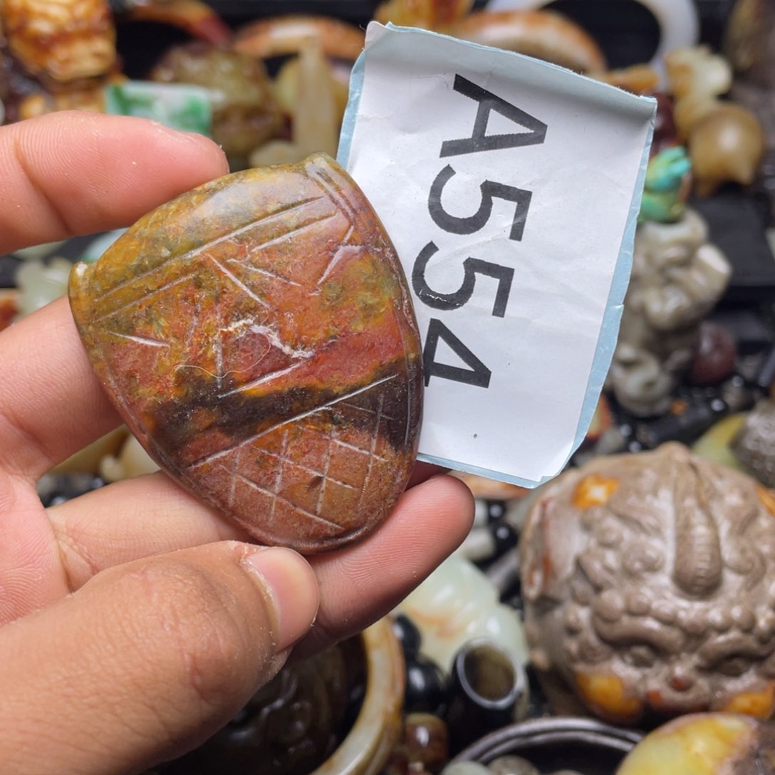 和田玉（糖玉）挂件未镶嵌