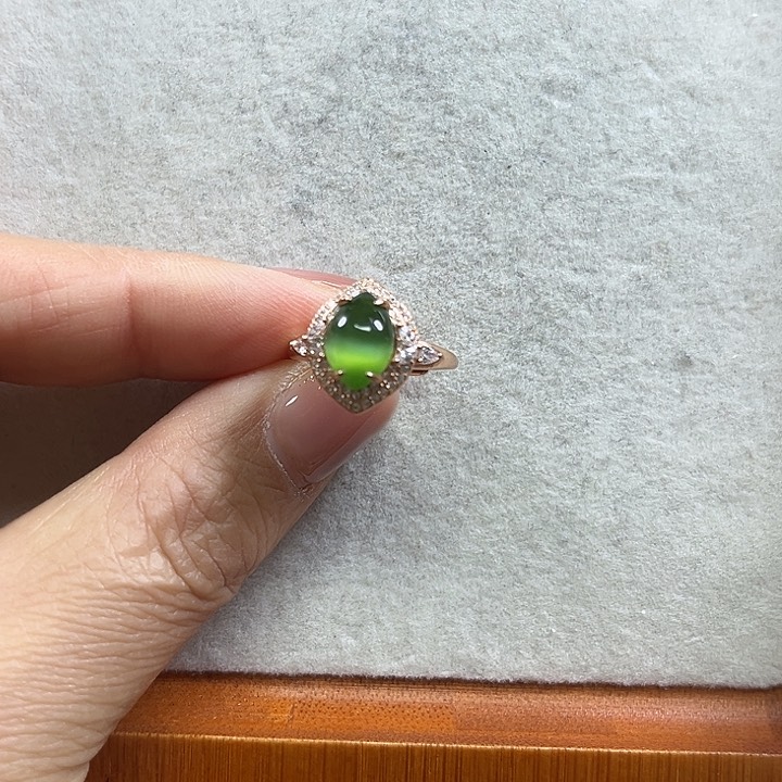 银S925镶嵌戒指和田玉（碧玉）