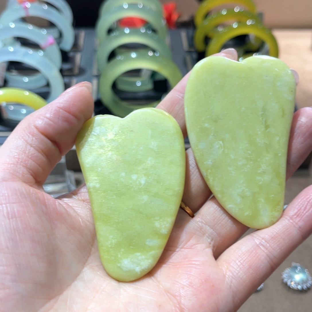 岫玉手镯未镶嵌手镯