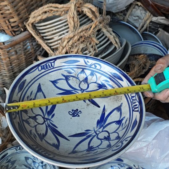 库存微瑕手绘大碗一个直径25厘米