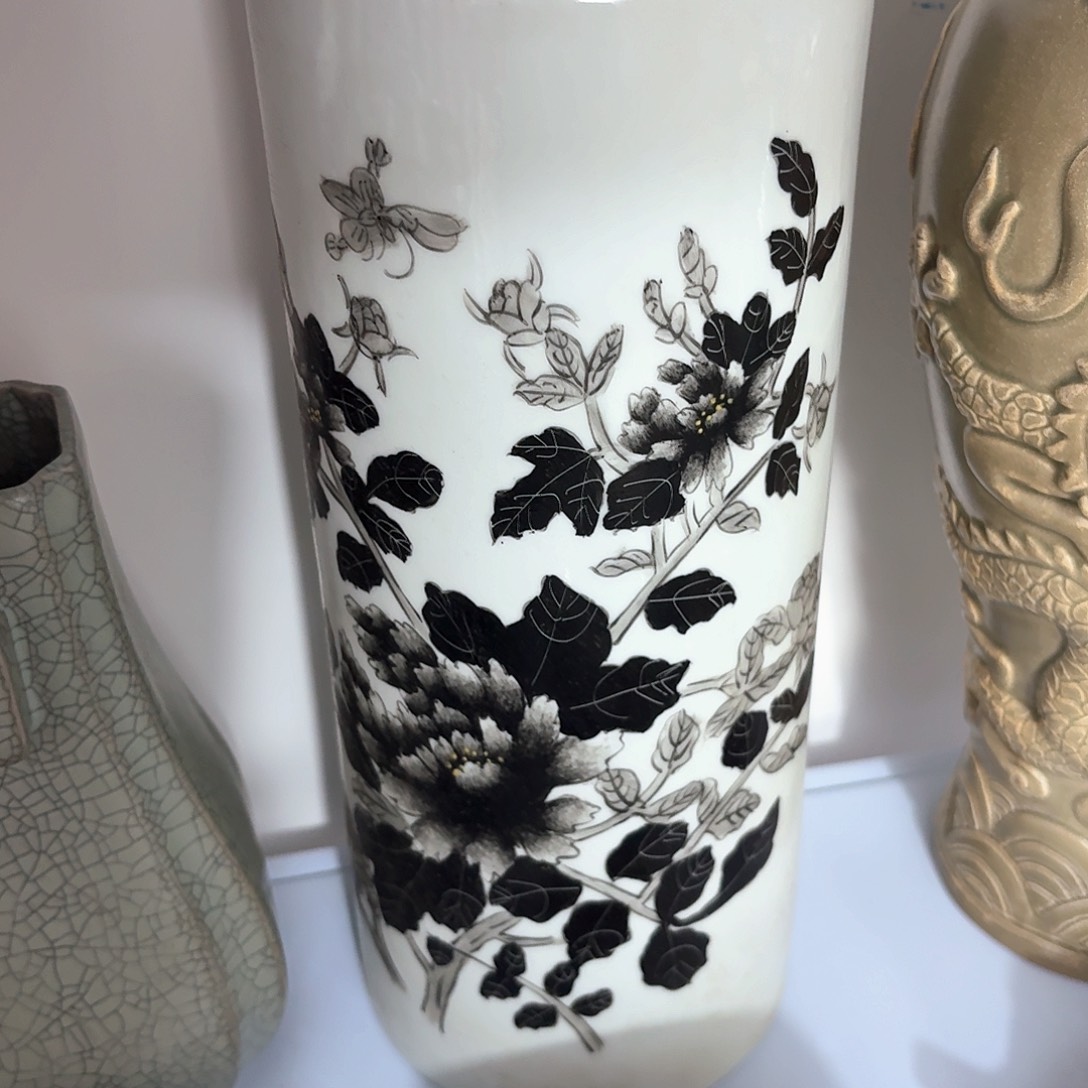 瓷片好尴尬尴尬尴尬尴尬尴尬尴尬哈