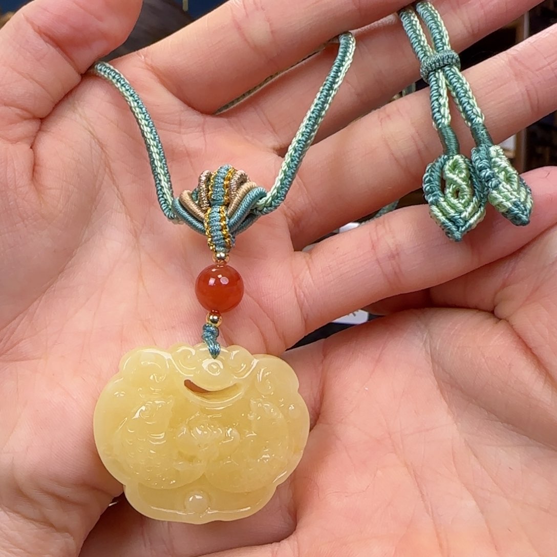 蜜蜡颈饰未镶嵌111111111