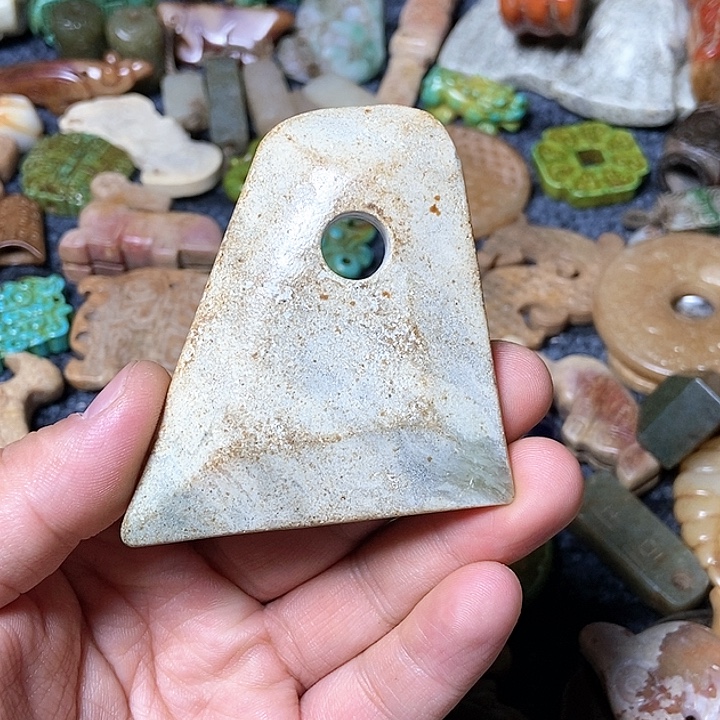 和田玉未镶嵌颈饰156