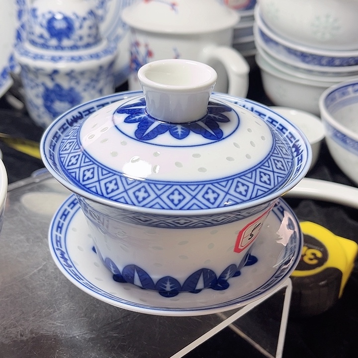 碗青花玲珑三才盖碗