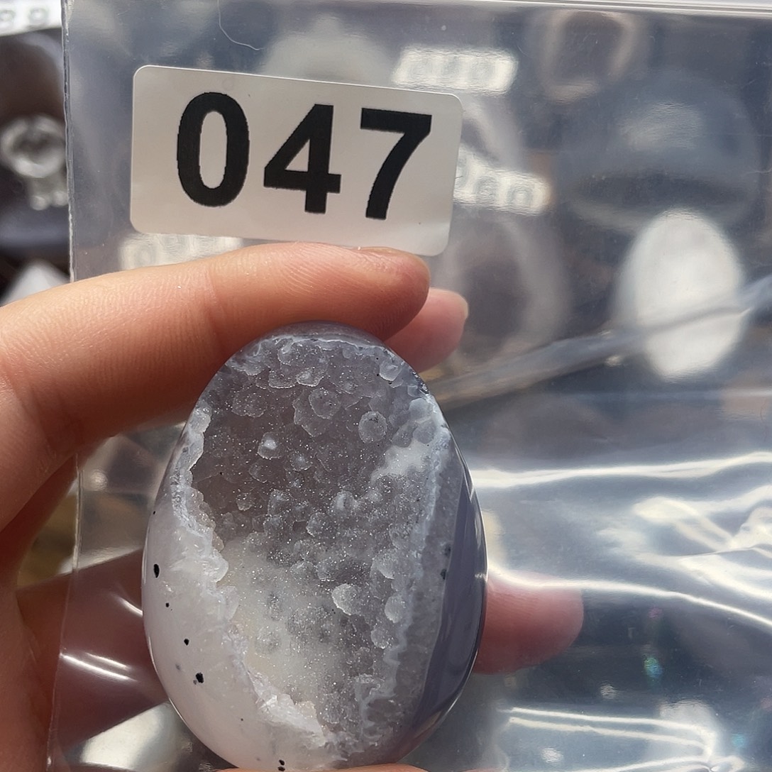 用***7水晶未镶嵌大型摆件（非配饰）