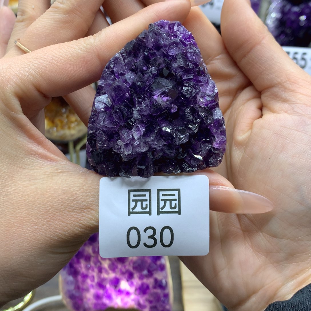 紫晶大型摆件（非配饰）未镶嵌