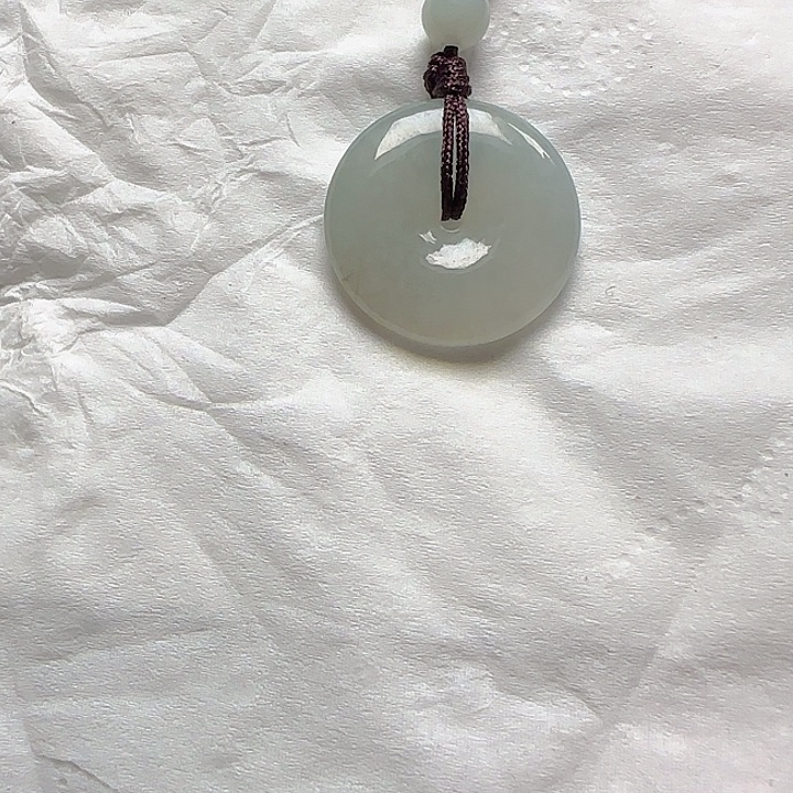 少***独翡翠未镶嵌颈饰天然缅甸翡翠A货