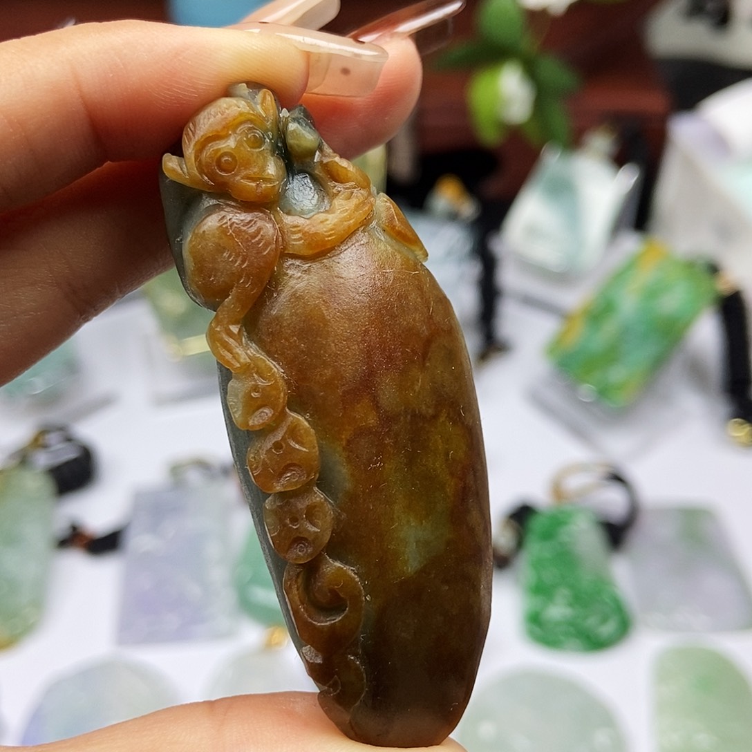 定制翡翠未镶嵌天然翡翠A货