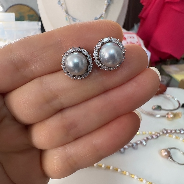 和***师海水珍珠耳饰银S925镶嵌卡9左右大颗真多麻有一个点