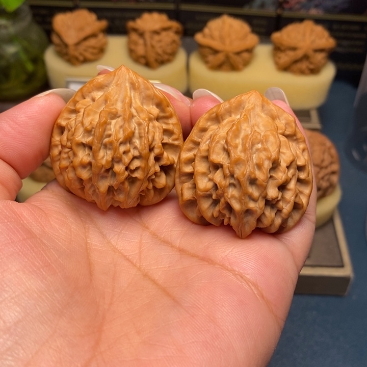 【闪购商品】把件文玩核桃龙门涧