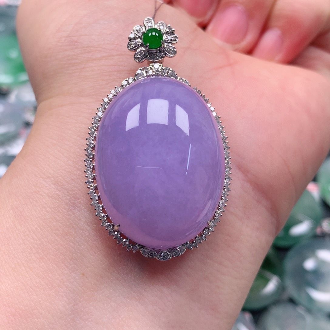 颈饰18K金镶嵌翡翠天然翡翠