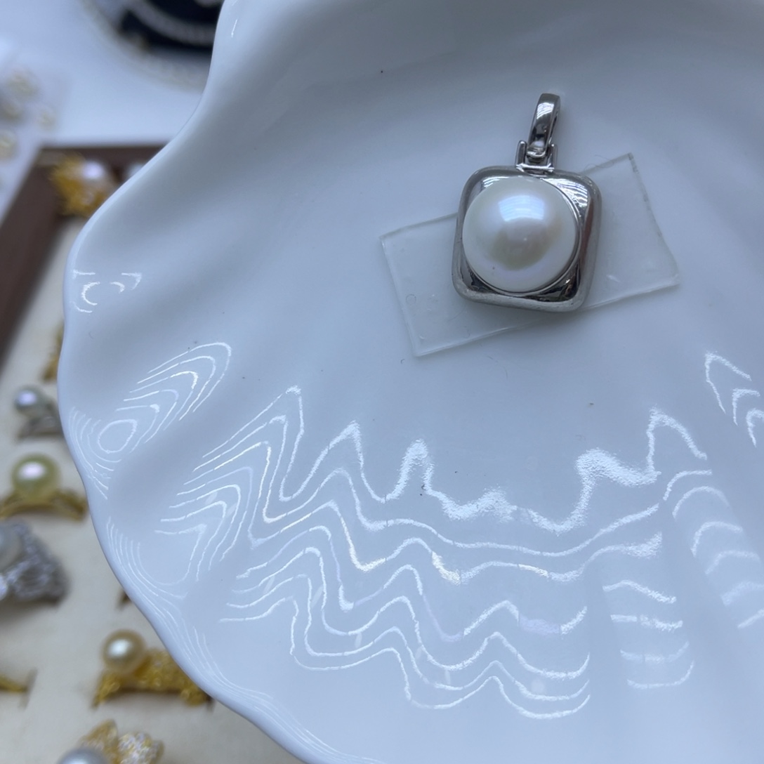 淡水珍珠银S925镶嵌颈饰