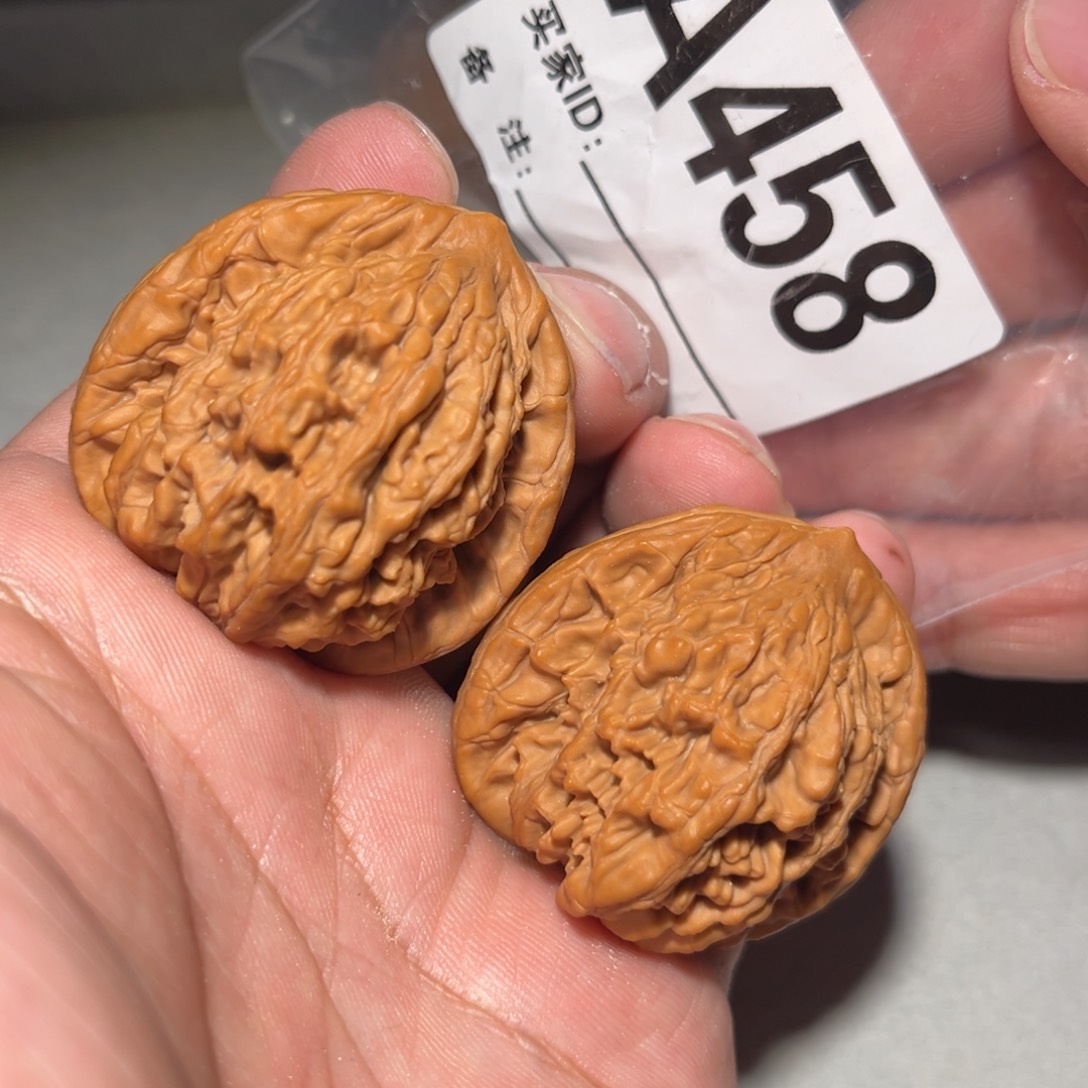 文玩核桃把件40全品虎头